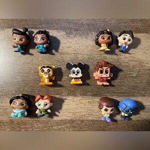 Lot of 11 Disney Doorables